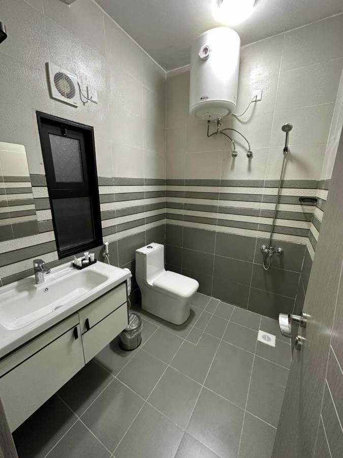 Blue Rose Hotel Al Amarat ภายนอก รูปภาพ